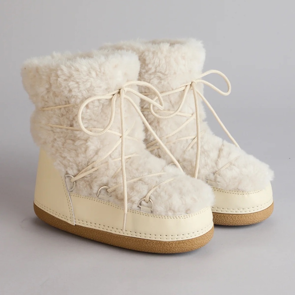 Faux Sherpa Moon Boots